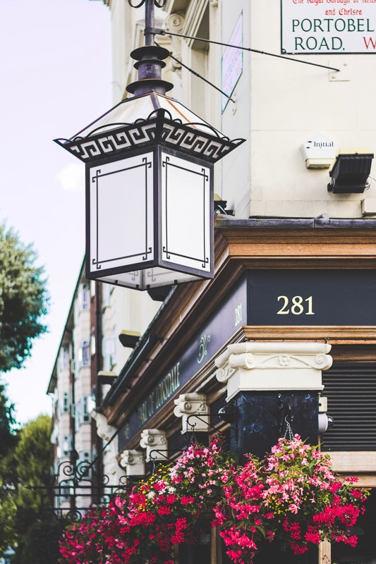 14 Fantastic Things to do in Notting Hill 25 Notting Hill London street lamp