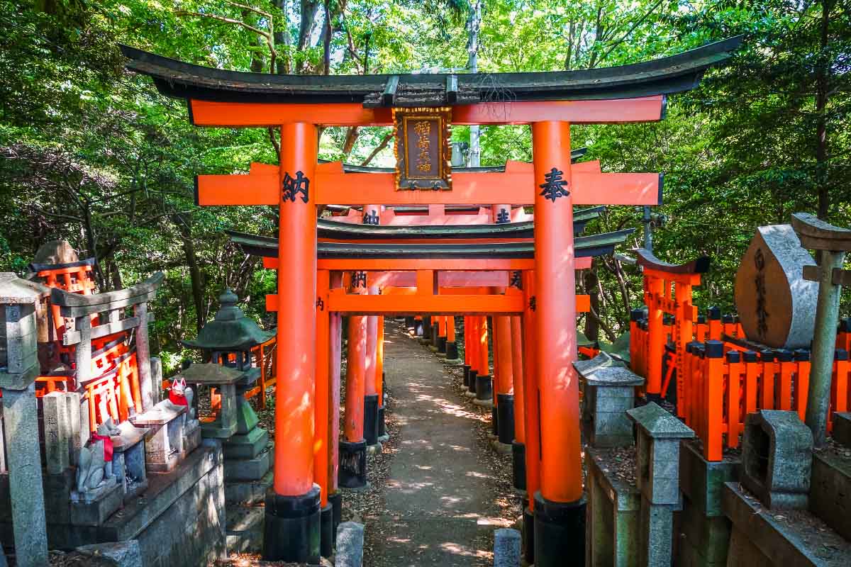 9 Beautiful Japan Famous Landmarks You Must Not Miss I The Boutique