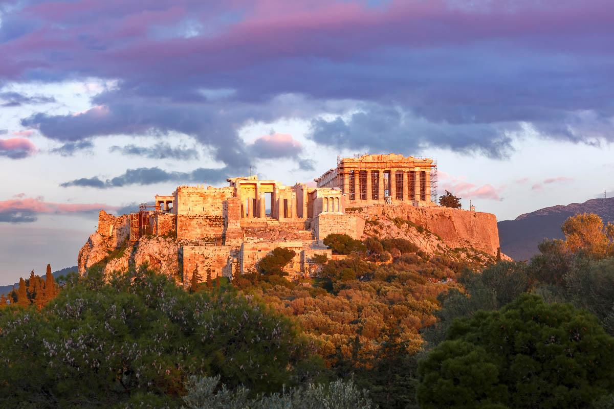 11 FAMOUS GREEK LANDMARKS - How Many Have you Visited? 