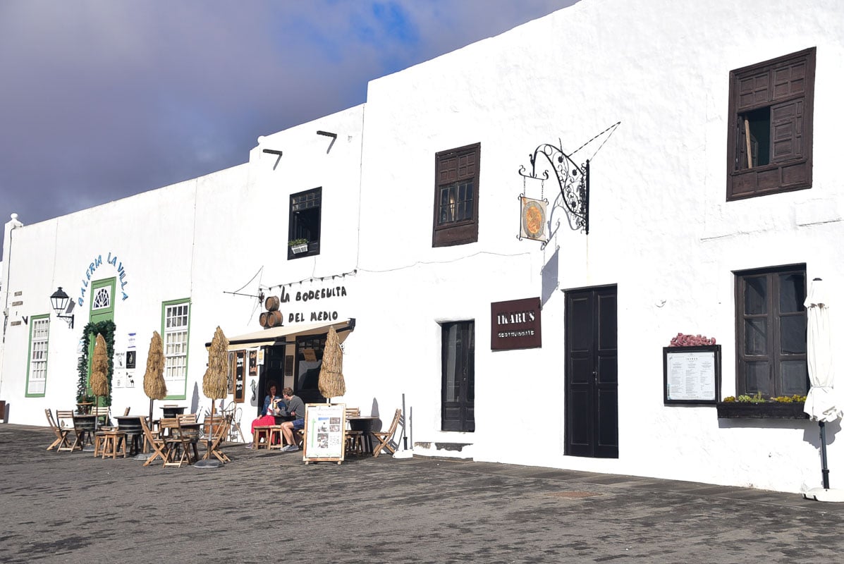 29 Best Things to do on Lanzarote That You Won't Want to Miss 44 Lanzarote Teguise restaurant and shop