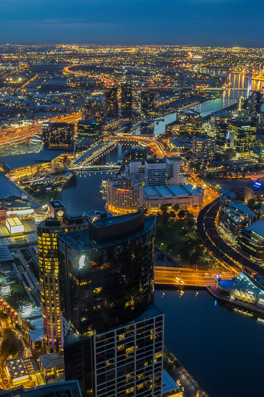 27 Spectacular Australian Landmarks You'll Want to See 27 Melbourne Eureka Tower at Night