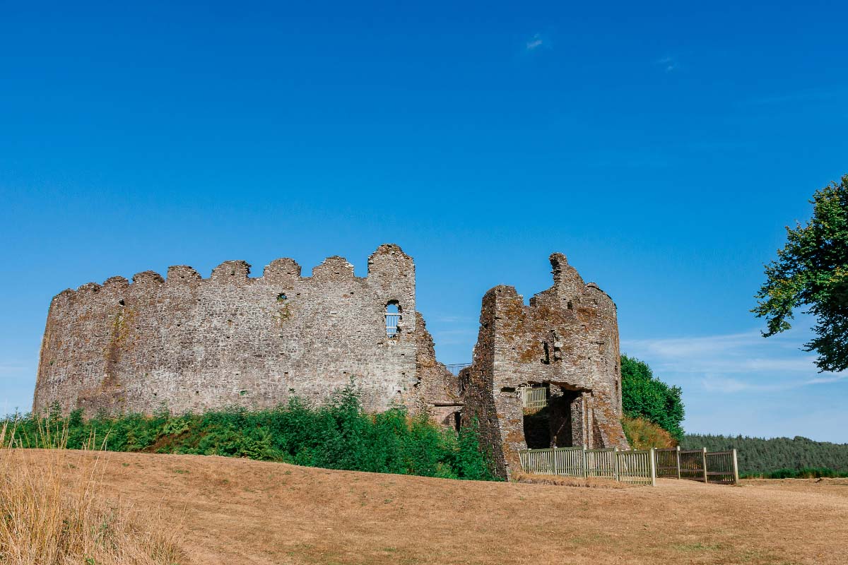 13 Magical Castles in Cornwall That You Have to Visit 9 Restormel Castle Cornwall