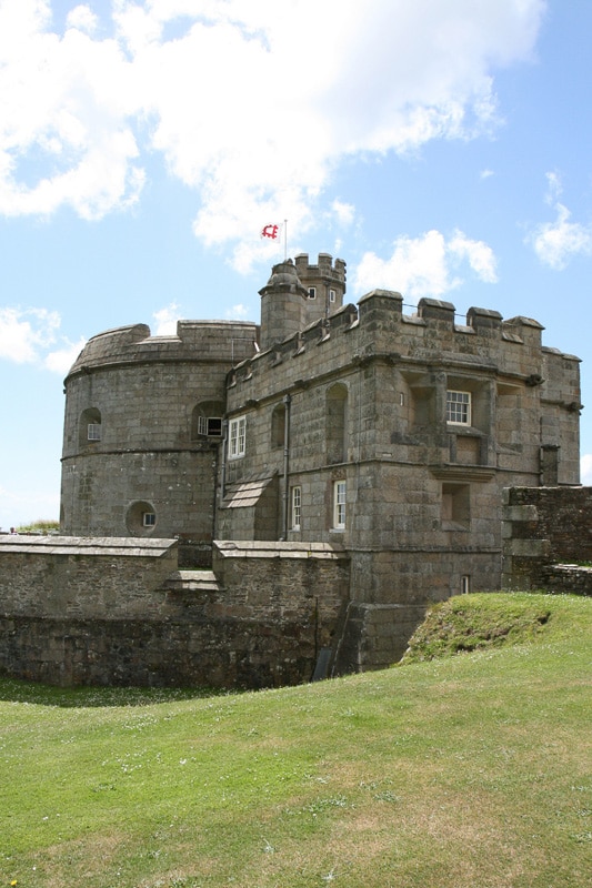 13 Magical Castles in Cornwall That You Have to Visit 20 pendennis castle cornwall england.