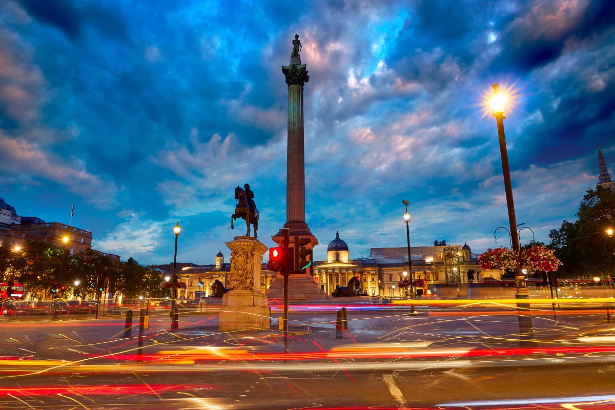 45 Impressive English Landmarks You Will Want to See 82 Trafalgar Square sunset in london