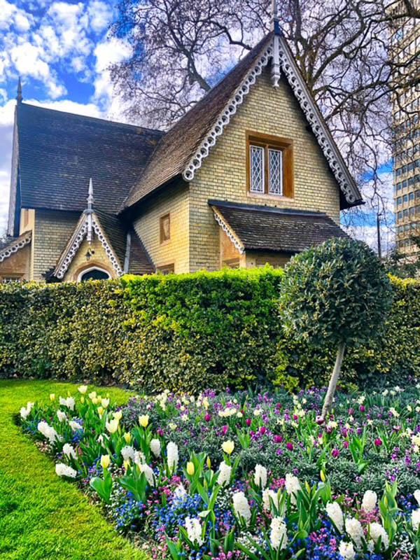 37 Remarkable Landmarks of London (2022) Not to Miss by a Londoner 75 cute house in hyde park london
