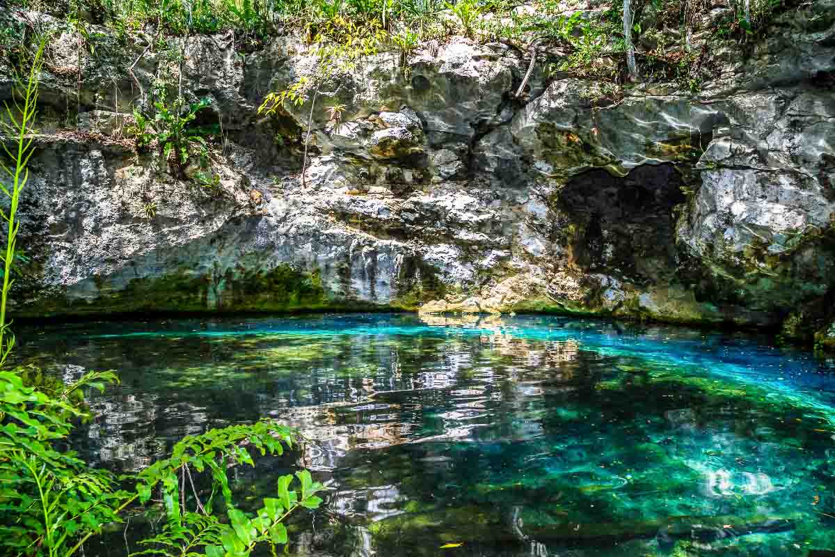 15 Best Resort Towns in Mexico (2022) & Must-See Beaches 23 Tulum underground cenote