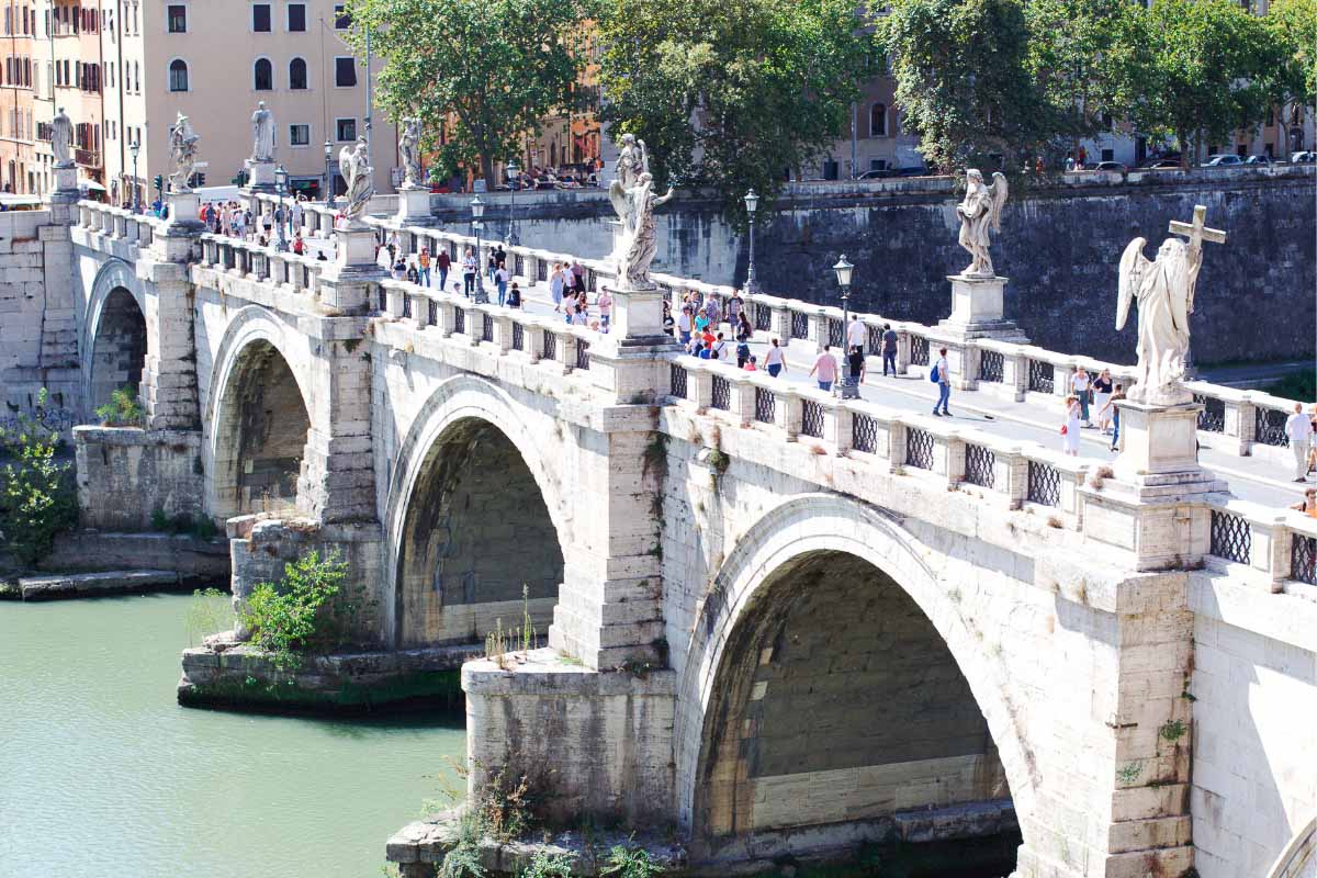 15 Beautiful Bridges in Rome you Must Cross 23 Umberto I bridge rome