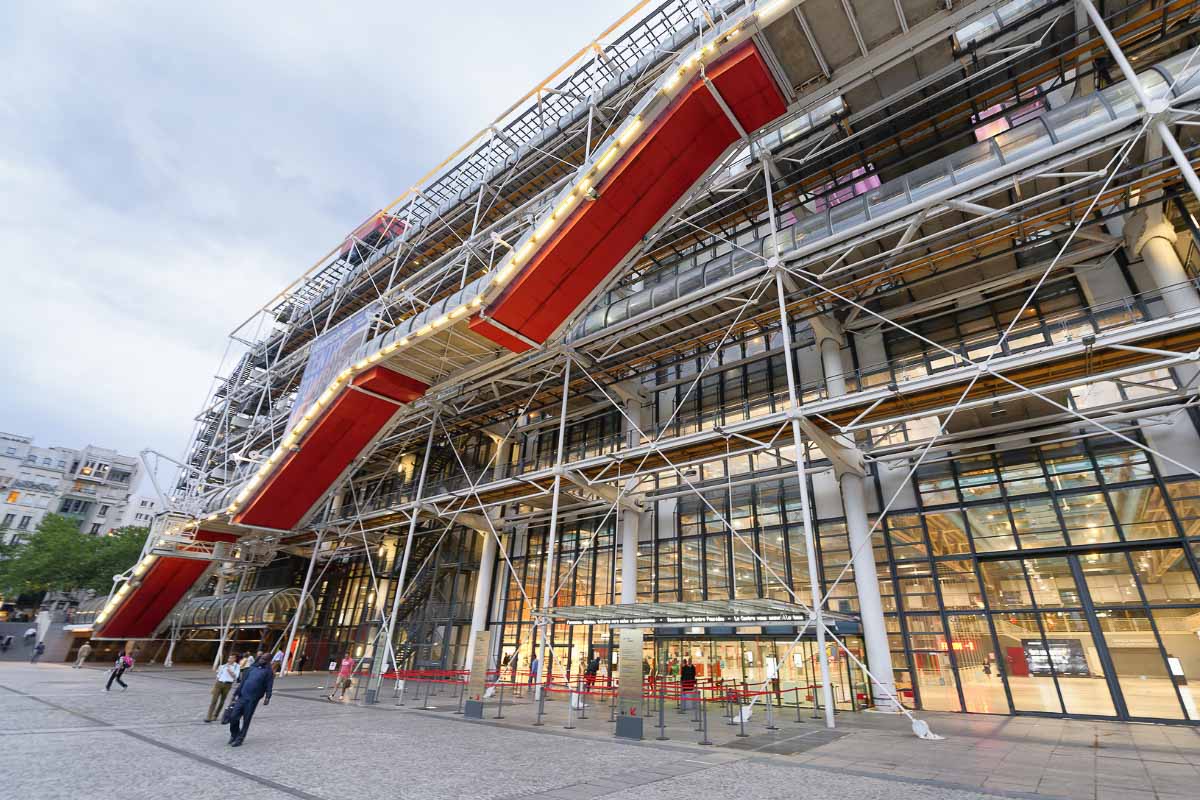 centre de pompidou exterior landmark in paris france