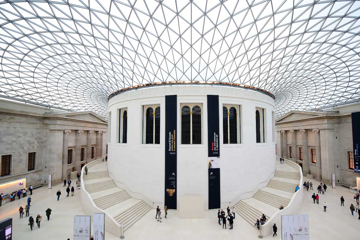 45 Impressive English Landmarks You Will Want to See 47 courtyard in the british museum london