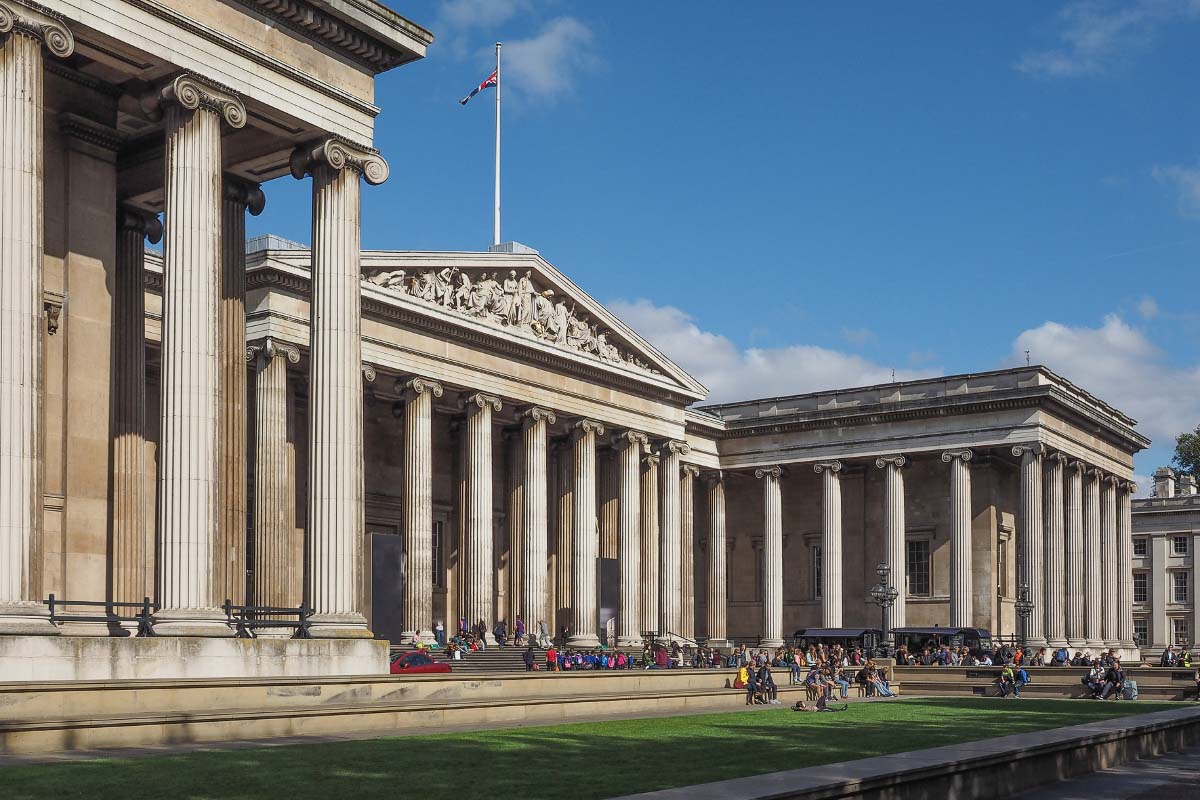 exterior of the british museum london landmark