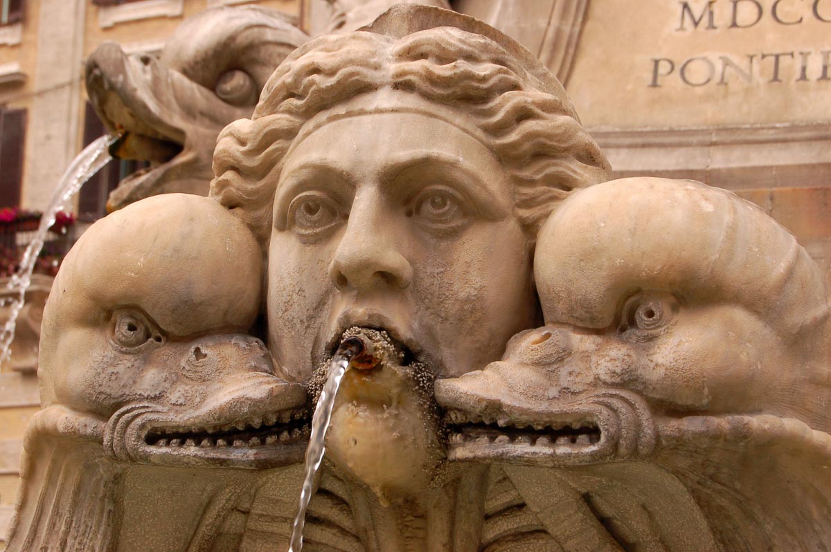 20 Dazzling Fountains in Rome You Need to See 2 fountain detail up close