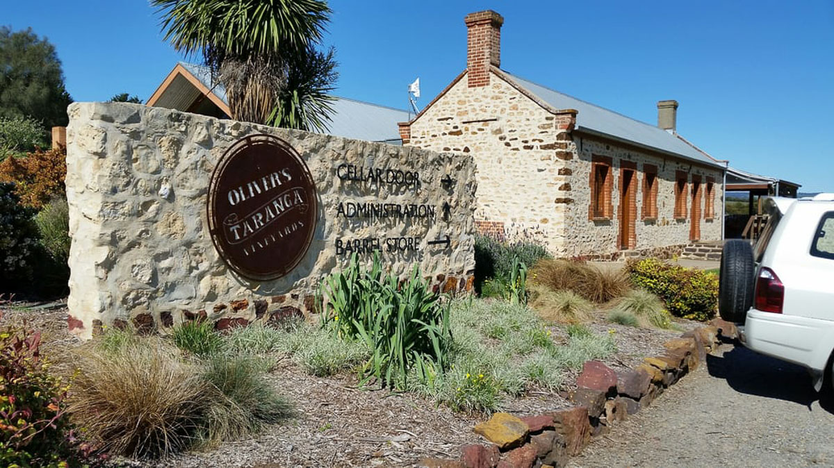 14 Sensational Wineries of Mclaren Vale (2022) you can't miss 14 oliver's taranga winery mclaren vale