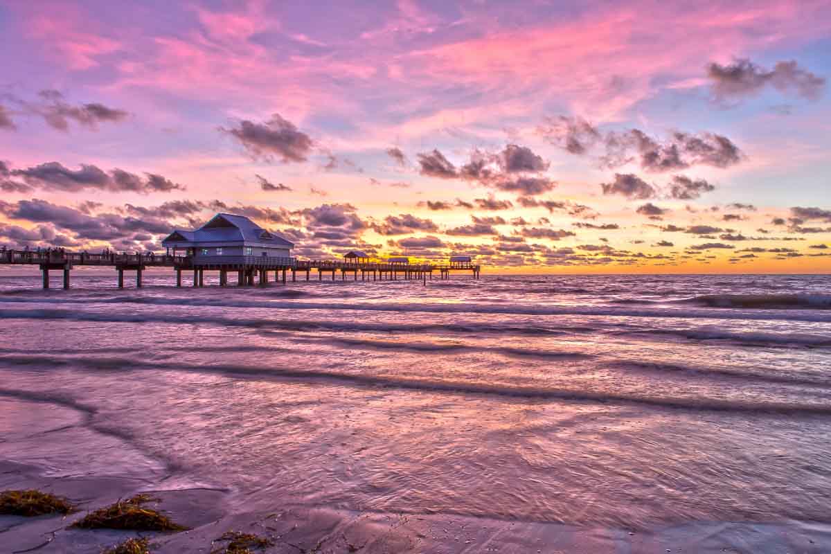 clearwater-beach-a-favorite-of-dolphin-tale-2-star