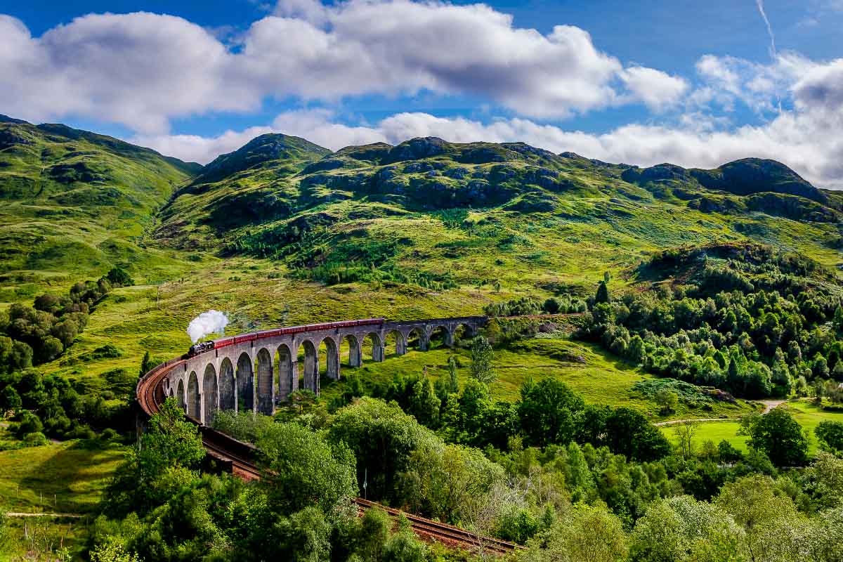 Glenfinnan Viaduct scotland