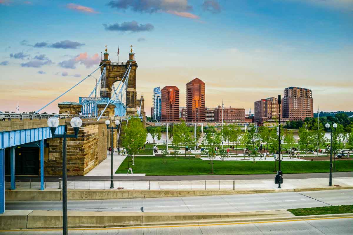 29 Striking American Bridges (2022) You'll Want to Cross 30 Roebling Suspension Bridge