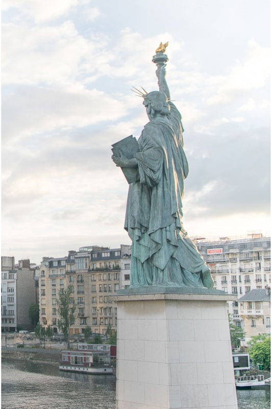 statue of liberty paris