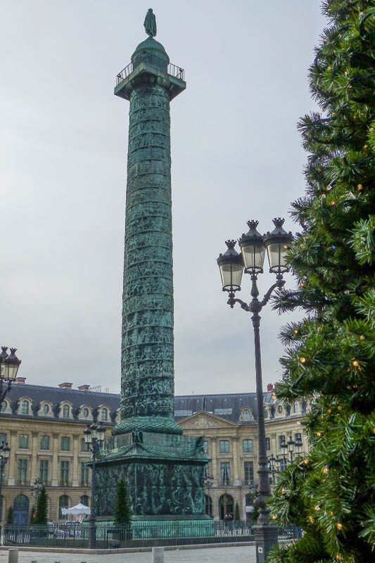 25 Famous Paris Monuments Not to Miss (2022) 19 vendome column paris