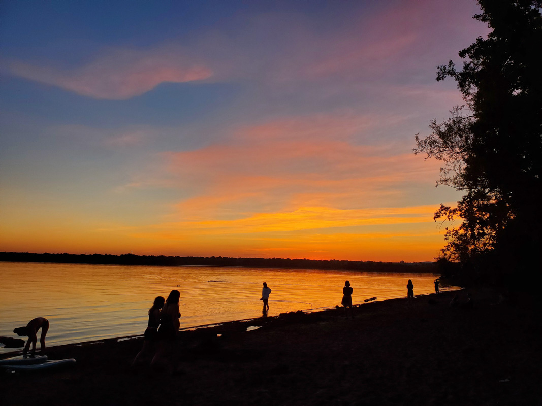 21 Best Places to Watch the Sunset Ottawa Style 16 Westboro Beach sunset
