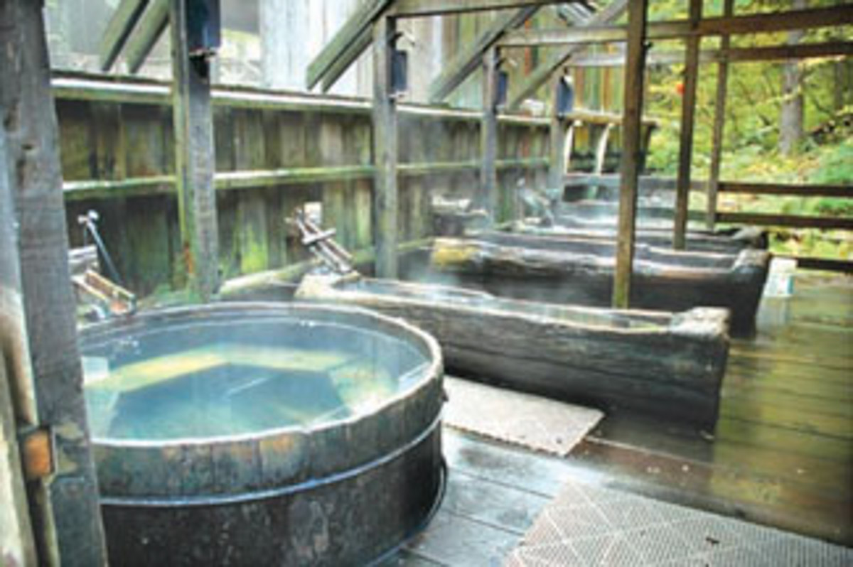 Bagby Hot Springs Bathhouse