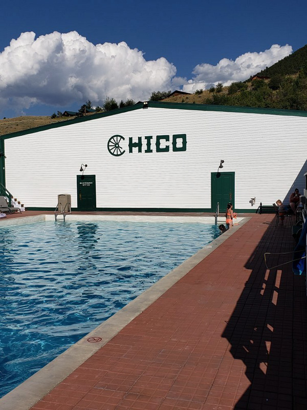 29 Best Hot Springs in Montana You'll Love 2 chicho hot springs