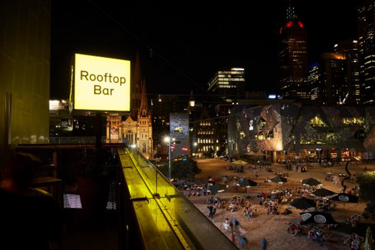 18 Best Places to Watch the Sunset in Melbourne (2022) 7 transit-rooftop-bar