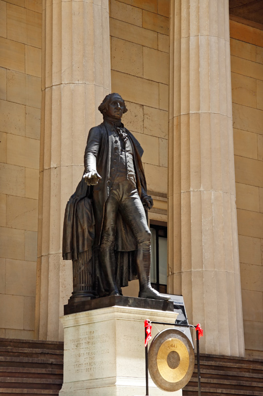 Federal Hall National Memorial statue