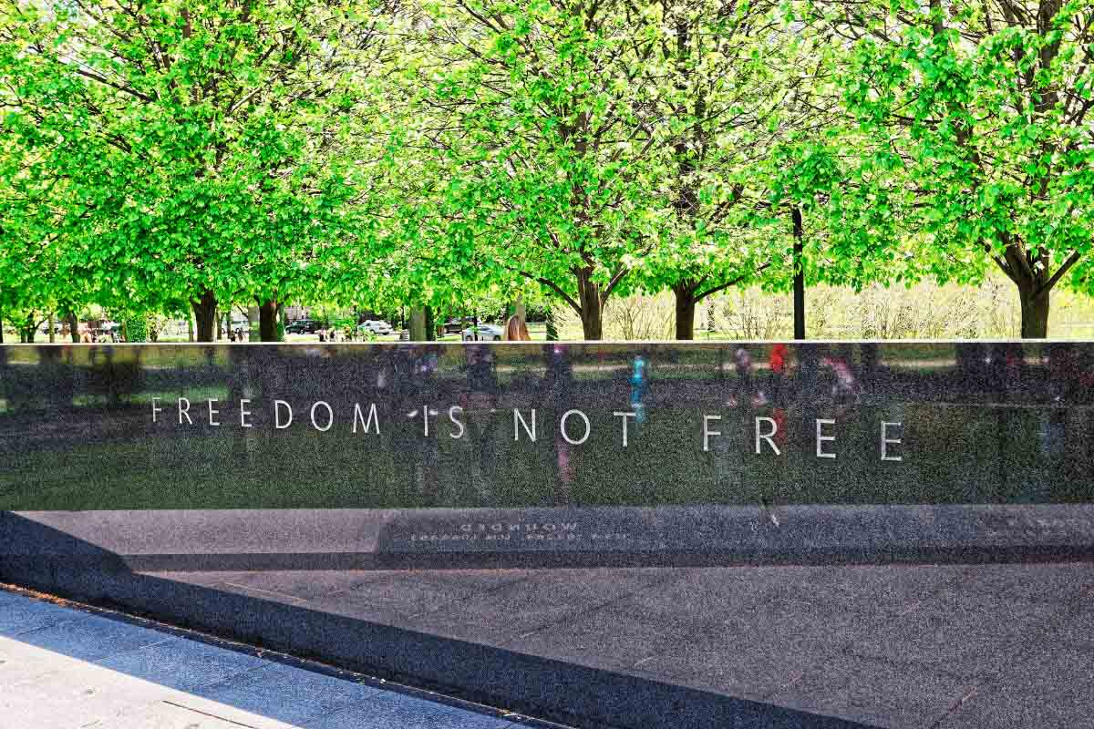Korean War Veterans Memorial washington DC landmarks