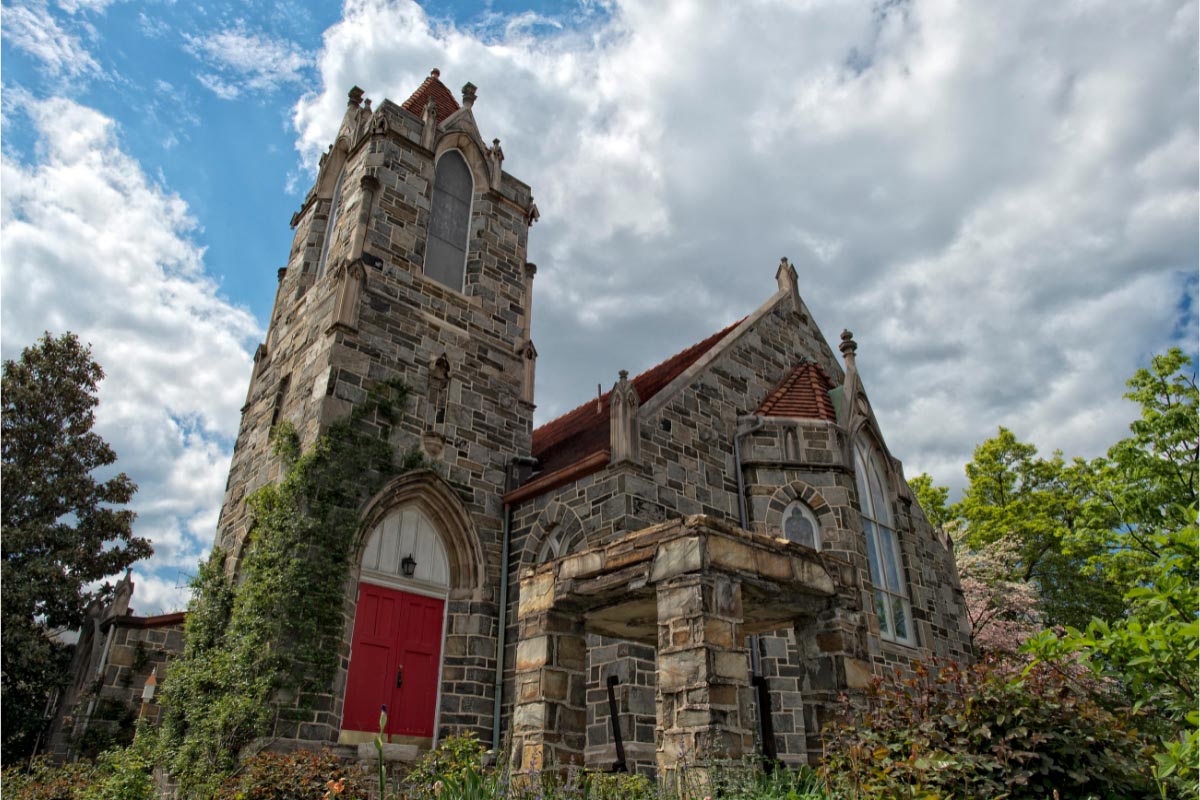 old stone church in georgetown