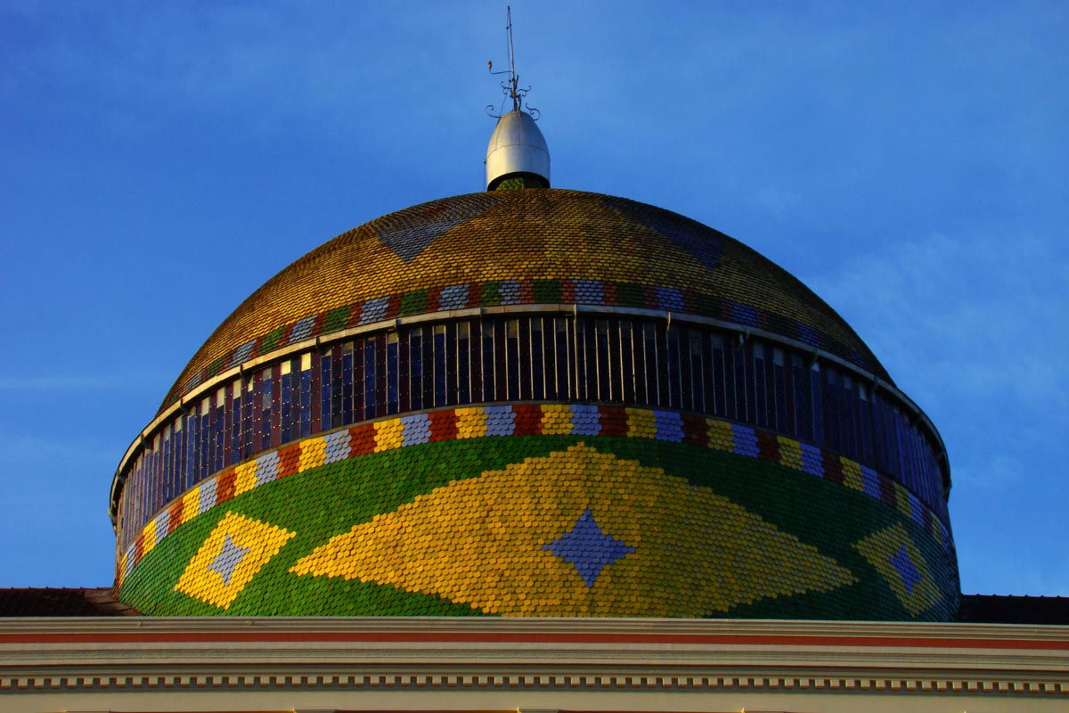 23 Brazil Landmarks (2022) I How Many Do you Know? 14 Teatro Amazonas