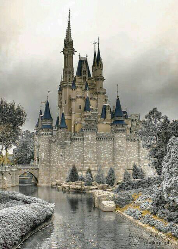 Cinderella’s Castle, Bay Lake