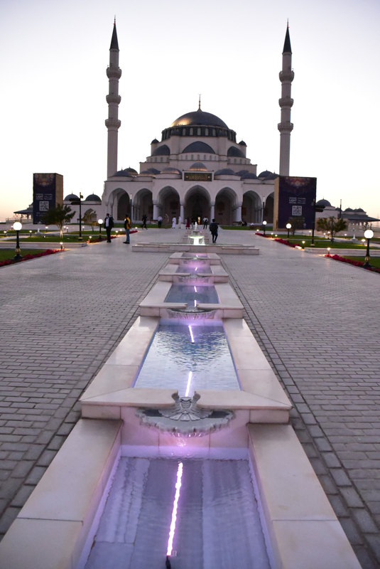sharjah mosque