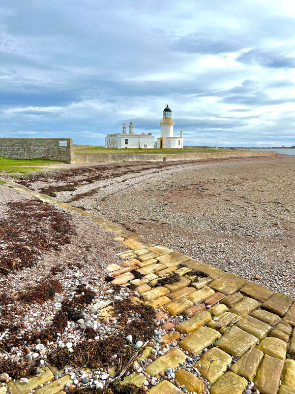 26 Top Things to do in Inverness (2022) You'll Love 22 chanonry point lighthouse