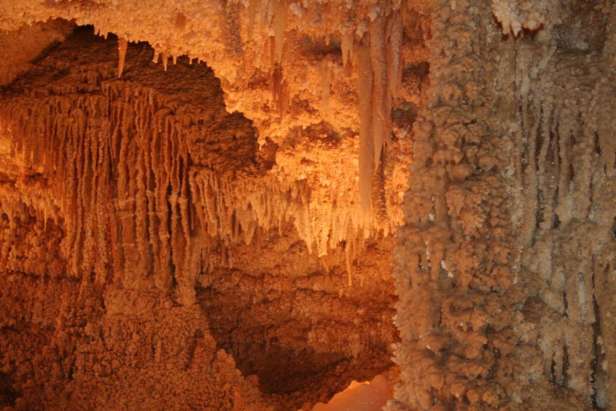 23 Must-See Landmarks in Texas (2022) | History, Art, & Science 8 Caverns of Sonora