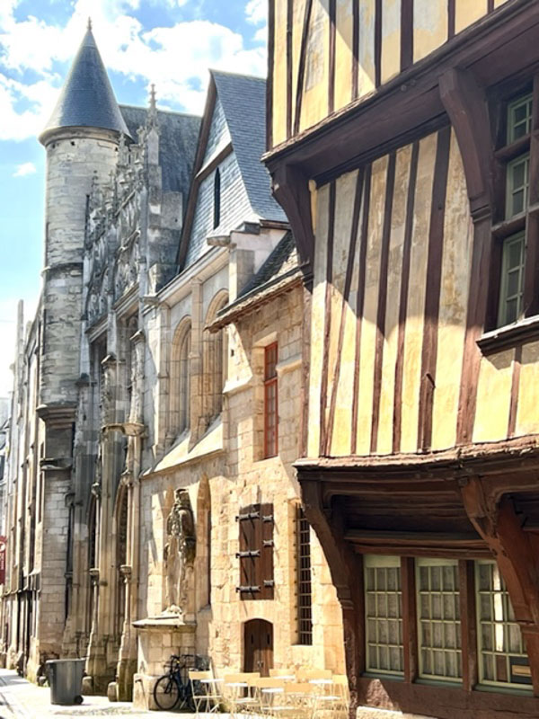 Rouen streets