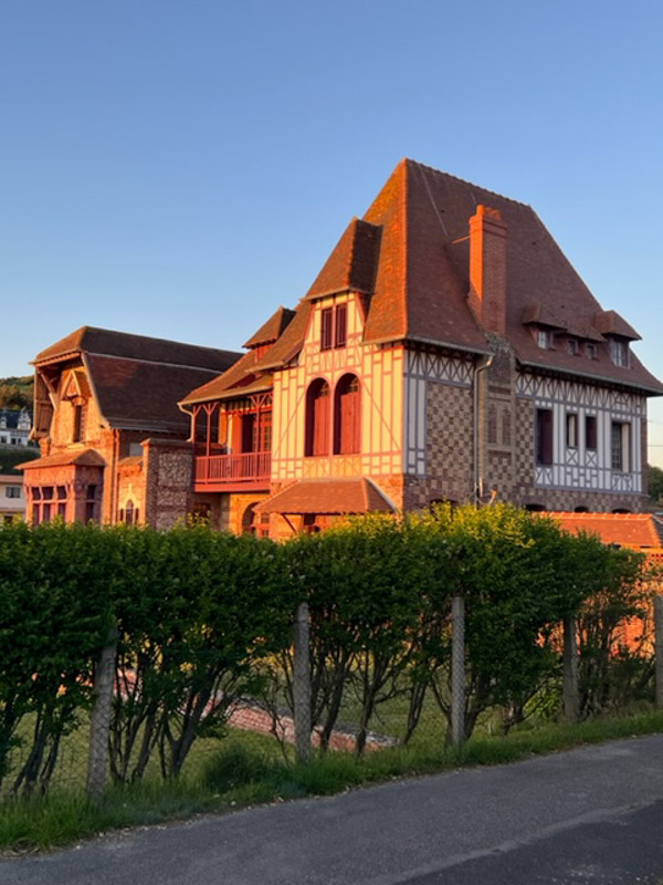 28 Interesting Things to do in Normandy (2022) You'll Love 15 norman house dieppe