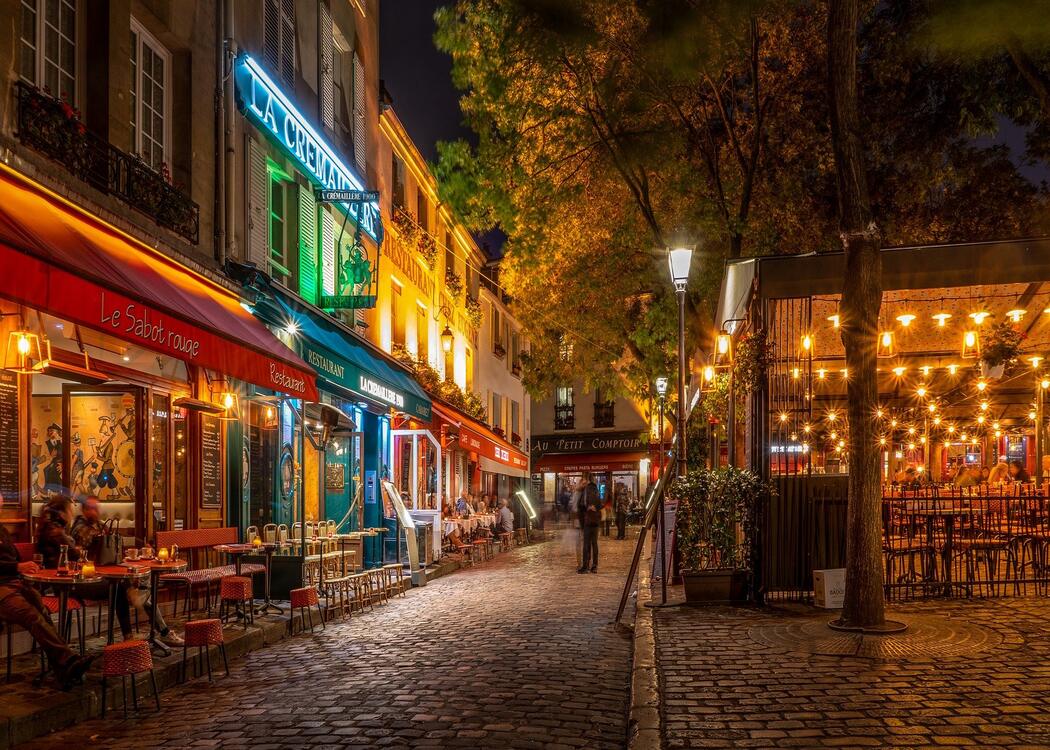 restaurants-paris-at-night