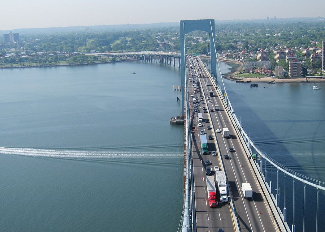 14 Famous Bridges in New York (2022) Worth Visiting 12 Throgs-Neck