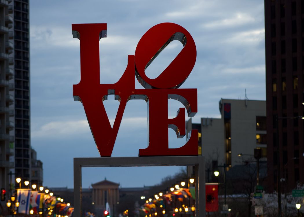 23 Best Tourist Attractions on the Drive From New York to Florida (2022) 7 love-park-philadelphia-pa