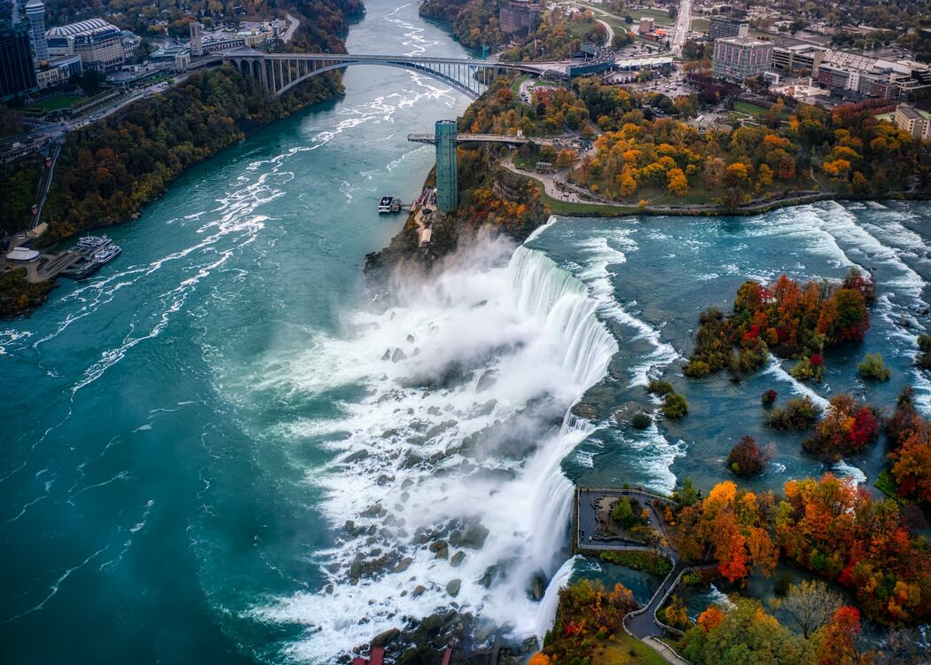 27 Most Romantic Cities in the United States (2022) 19 niagara-falls-new-york