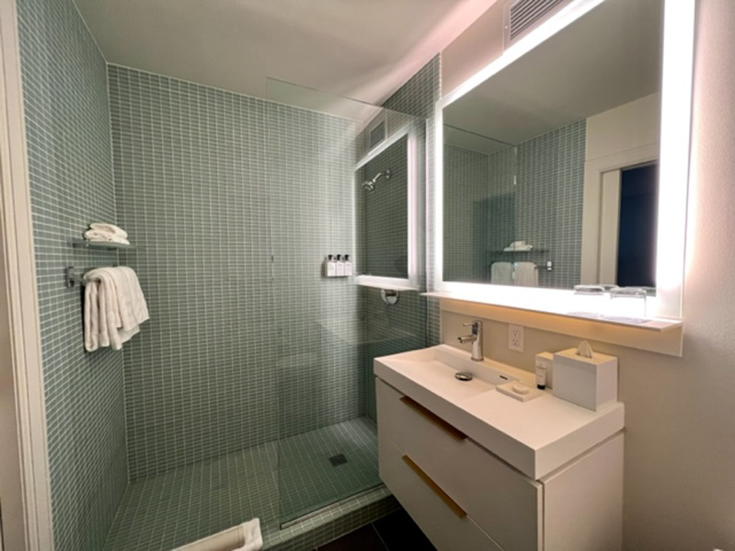 26 of the Best Wineries in Washington State (2022) You'll Love 117 hotel andra bathroom