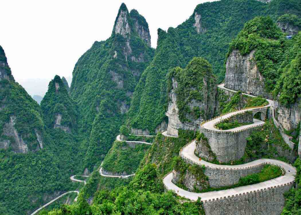 99-bend-road-to-heaven-china