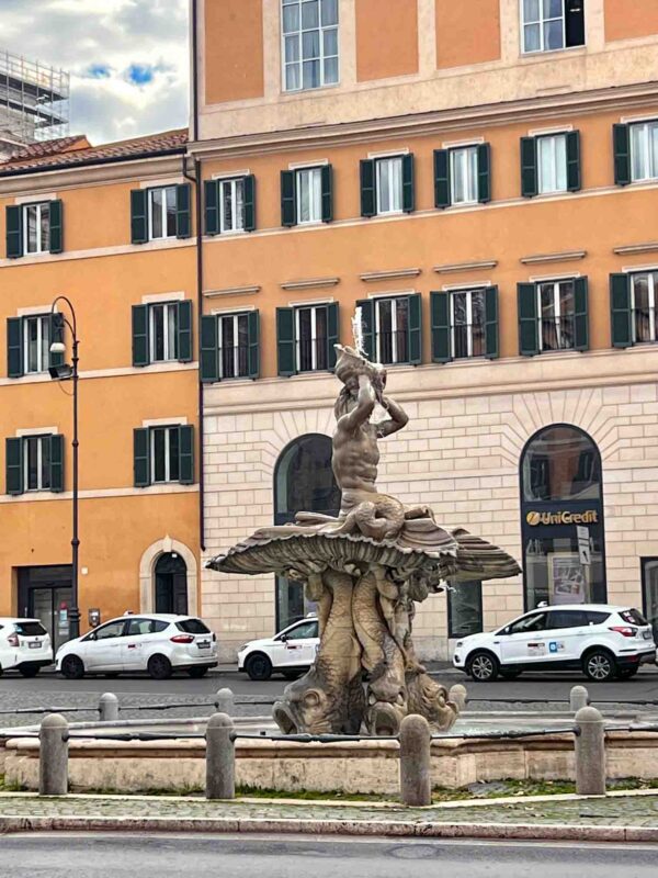 20 Dazzling Fountains in Rome You Need to See 21 fontana barberini
