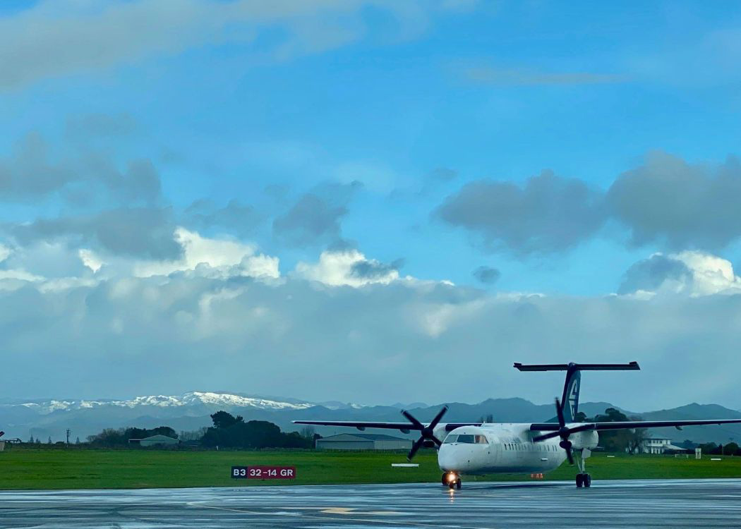 gisborne-plane-runway