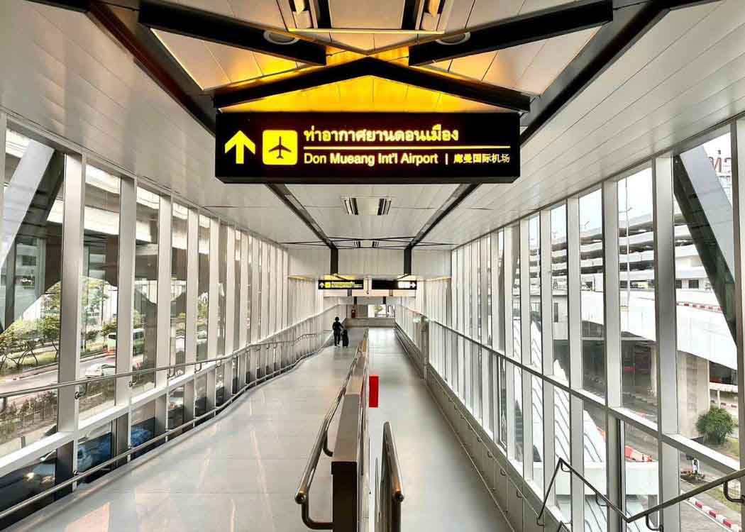 thailand-airport-building