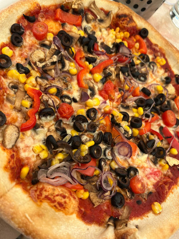 27 Interesting Things to do in South Moravia 40 valtice pizza