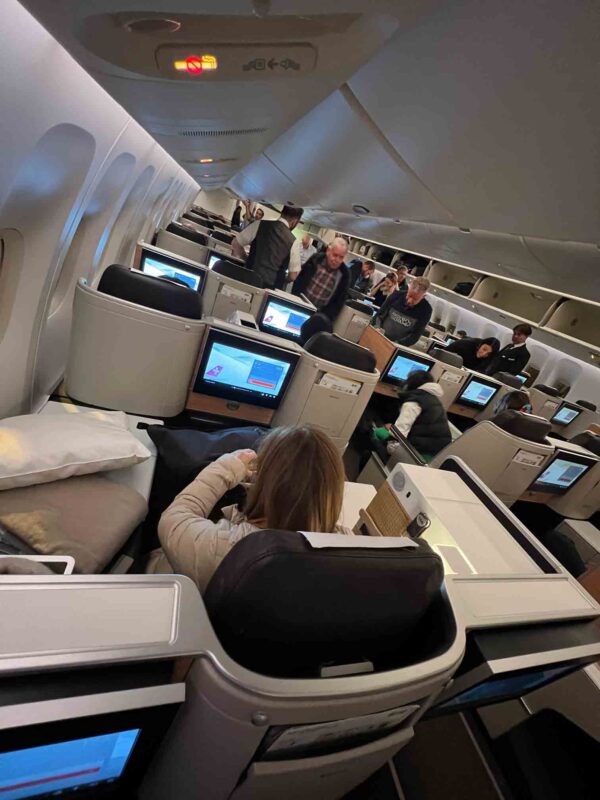 Swiss Air Business Class Review (2023) 8 swiss air business class cabin