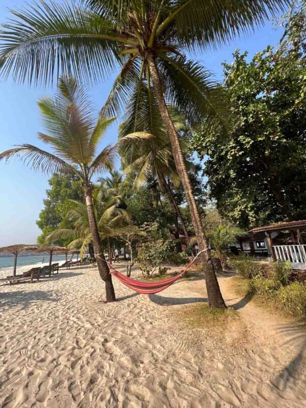 tokeh beach hammock