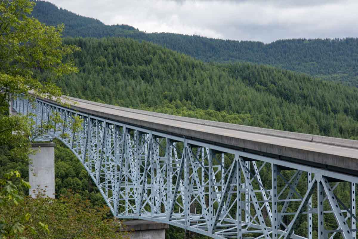 Hoffstadt Creek Bridge washington