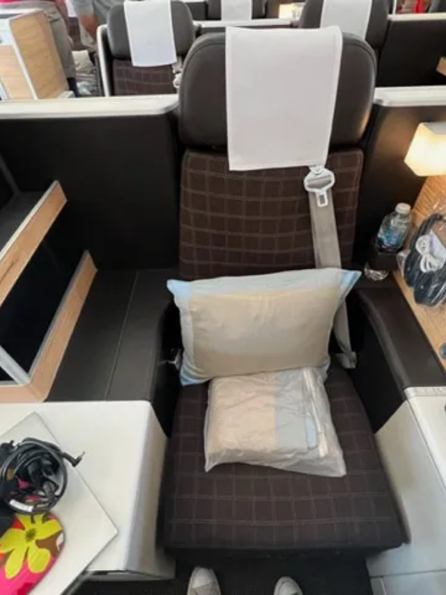 Swiss Air Business Class Review (2023) Story